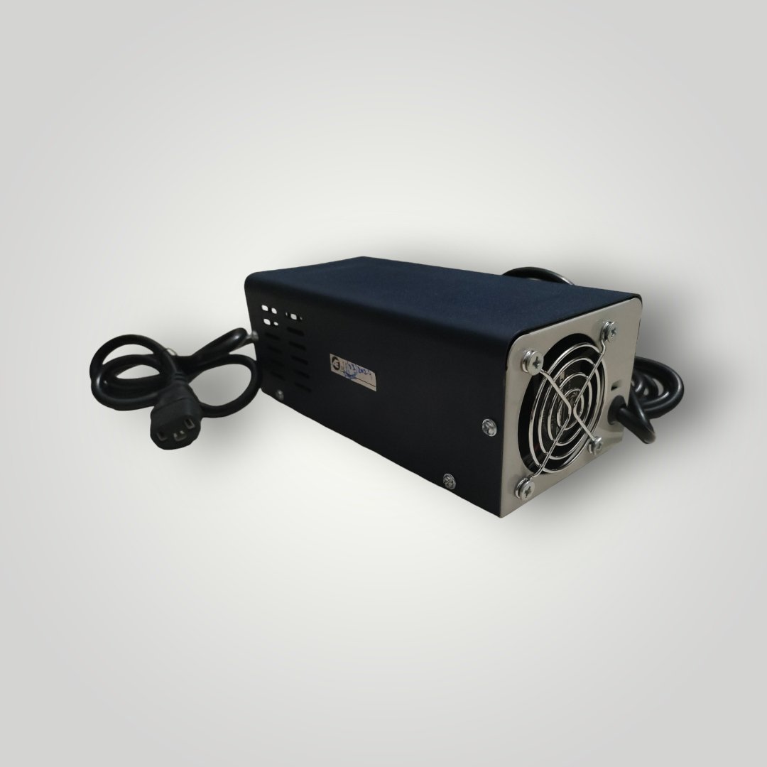 PATOYS | E - Rickshaw Battery Charger 48v/60v/72v (Intelligent EV Charger) - PATOYS